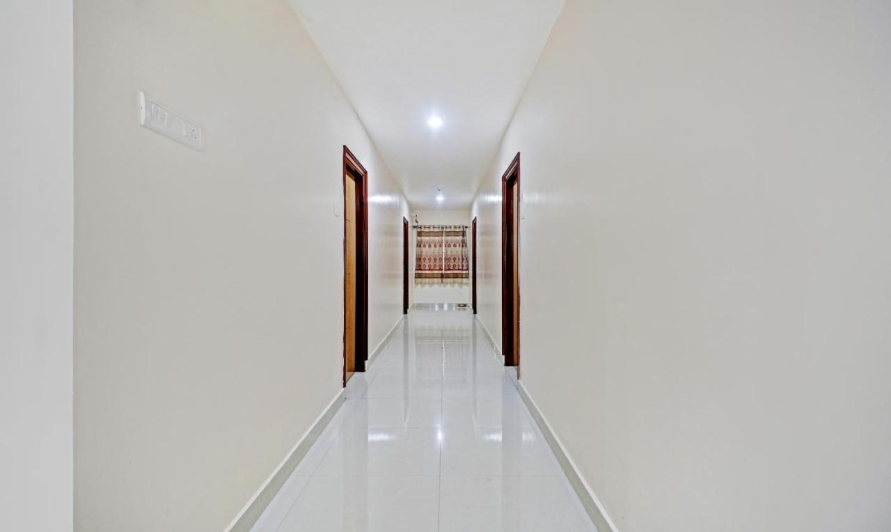 Itsy By Treebo - Vardhan Stay Inn Tirupati Esterno foto